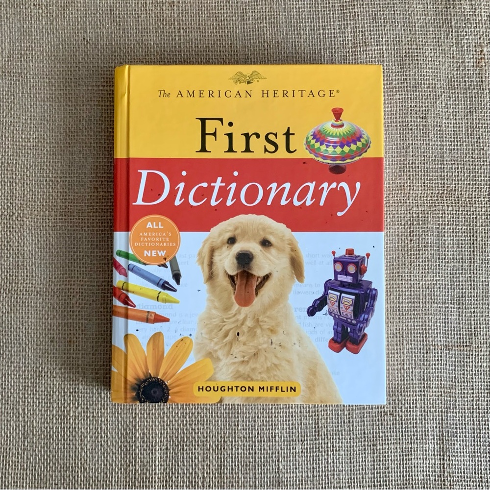 THE AMERICAN HERITAGE FIRST DICTIONARY Hardcover Book Age 5 + / Level K - 2